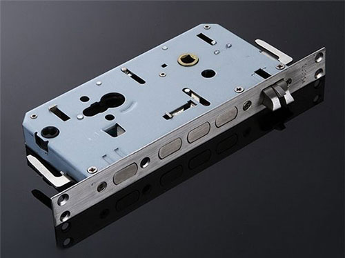 莆田上門開鎖電話（汽車開鎖價格）